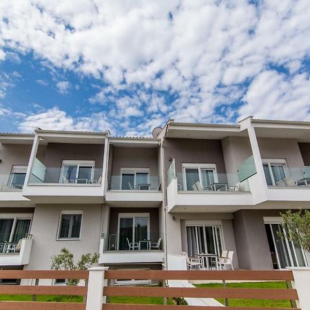The Papoutsakis Apartments Nikiti  Dış mekan fotoğraf