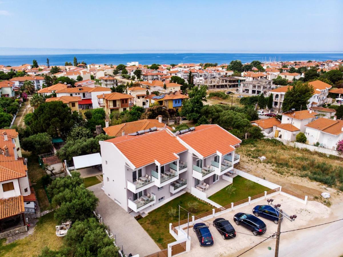 The Papoutsakis Apartments Nikiti  Dış mekan fotoğraf