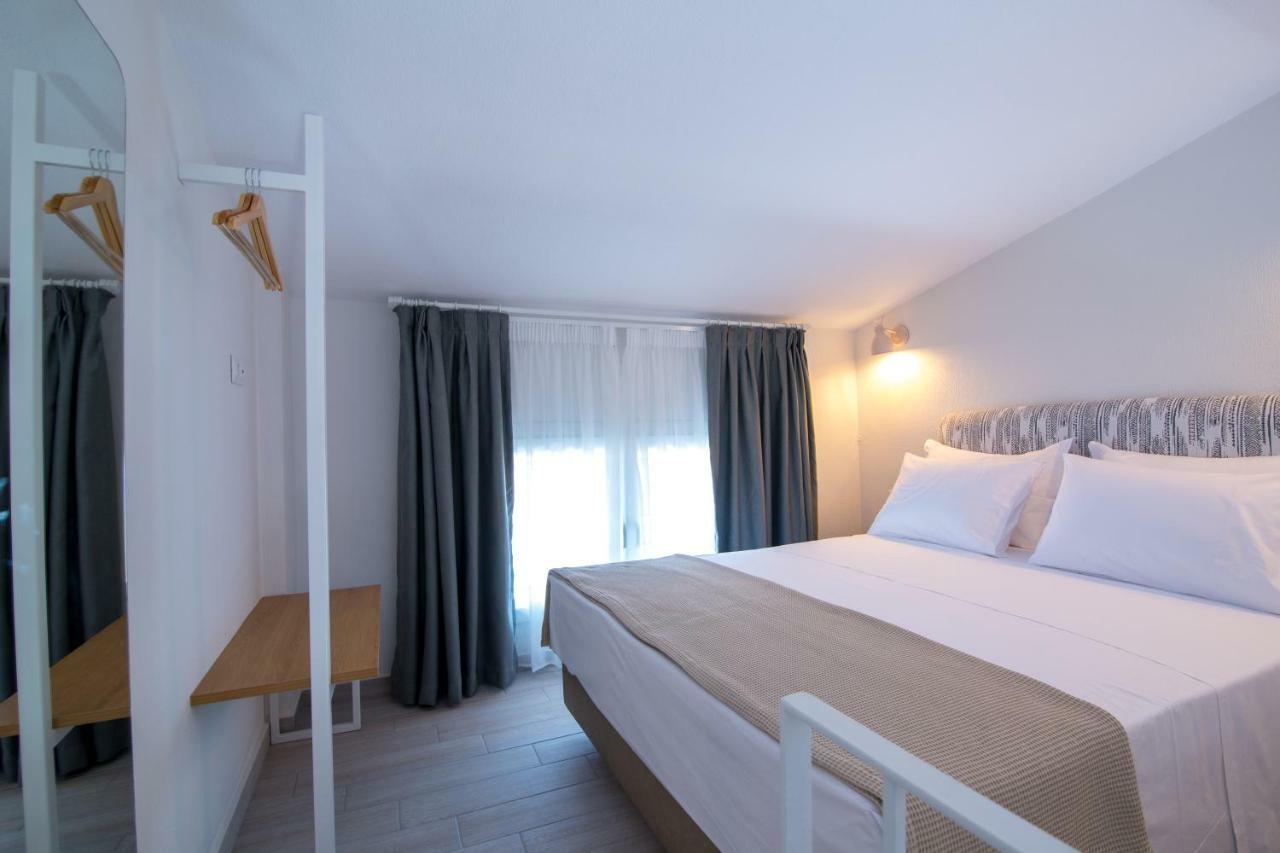 The Papoutsakis Apartments Nikiti  Dış mekan fotoğraf
