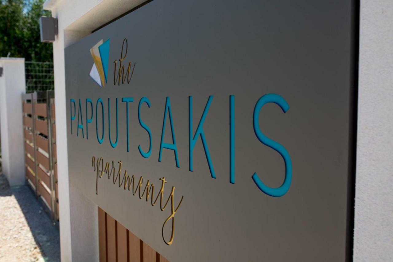 The Papoutsakis Apartments Nikiti  Dış mekan fotoğraf