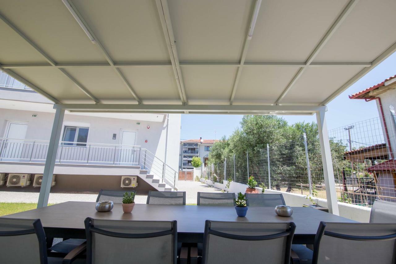 The Papoutsakis Apartments Nikiti  Dış mekan fotoğraf