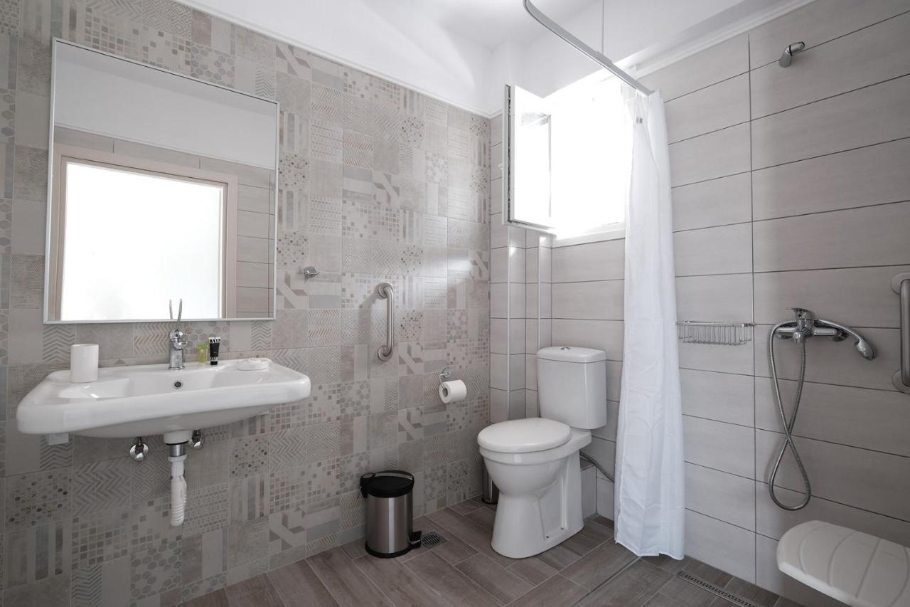 The Papoutsakis Apartments Nikiti  Dış mekan fotoğraf